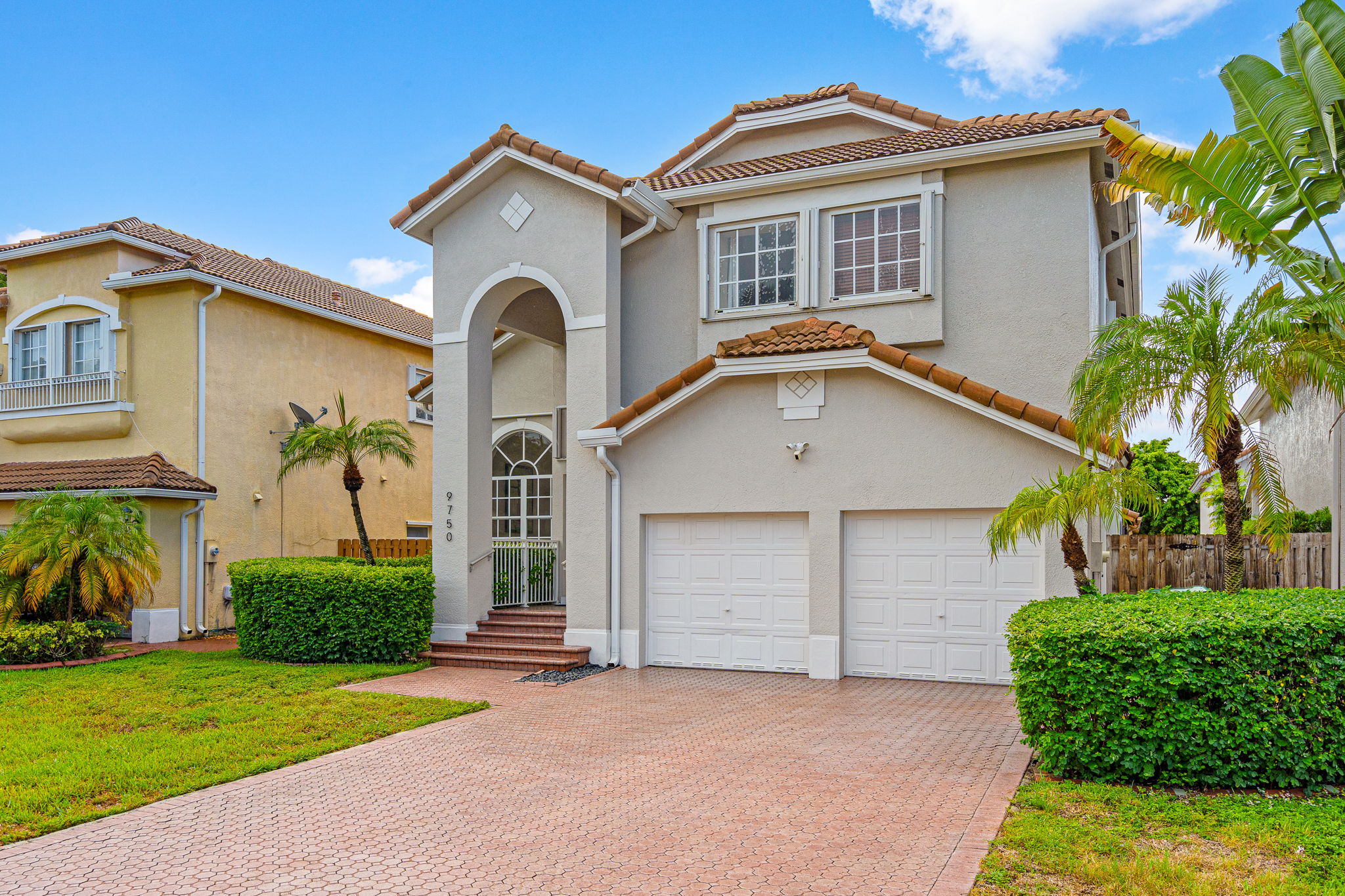 Featured doral property 03