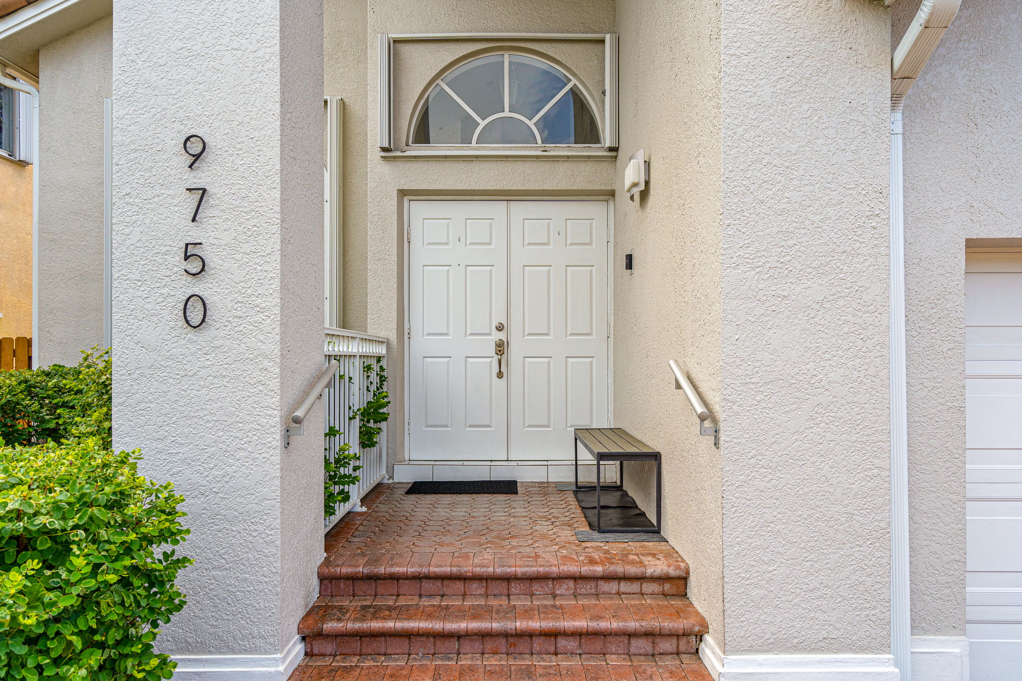 Featured doral property 04