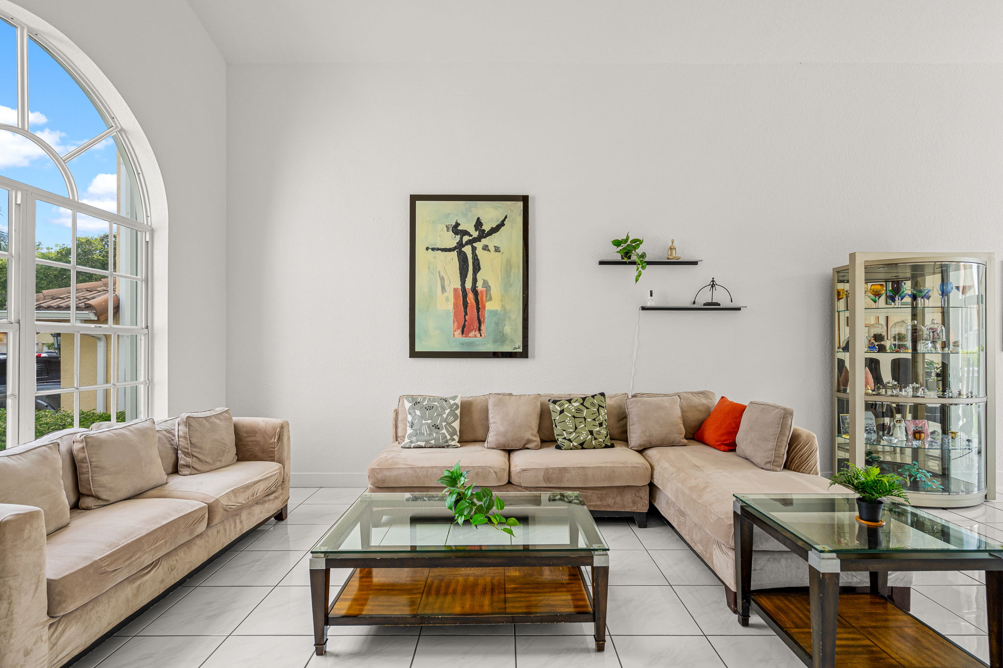 Featured doral property 07