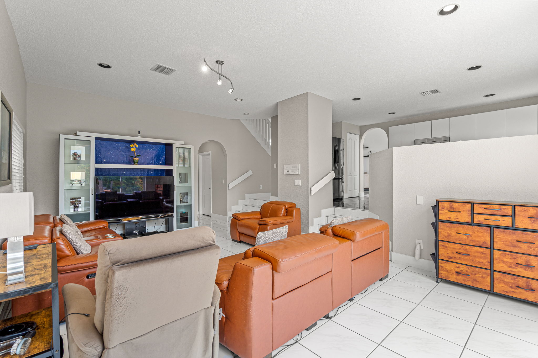 Featured doral property 18