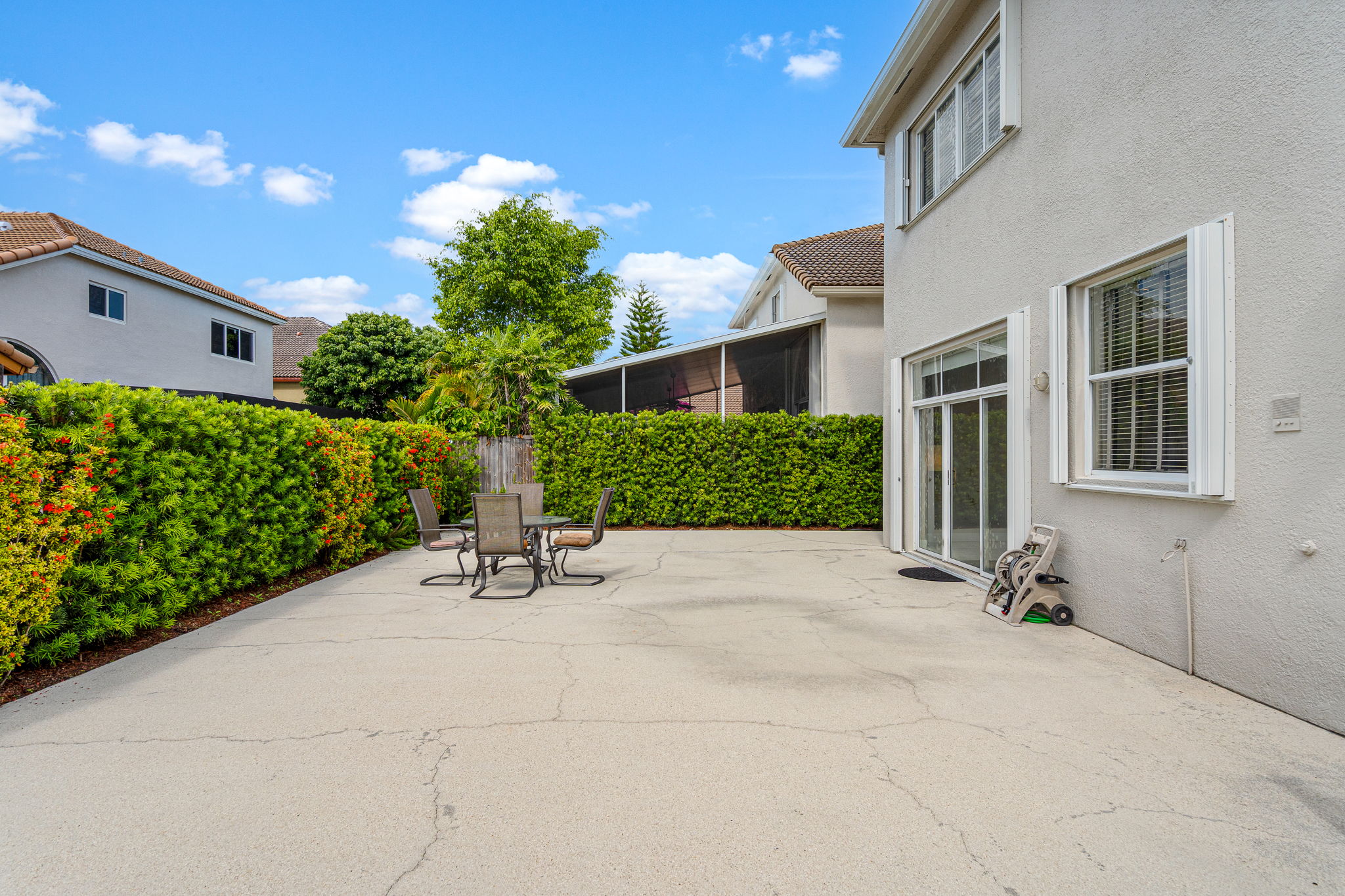 Featured doral property 28